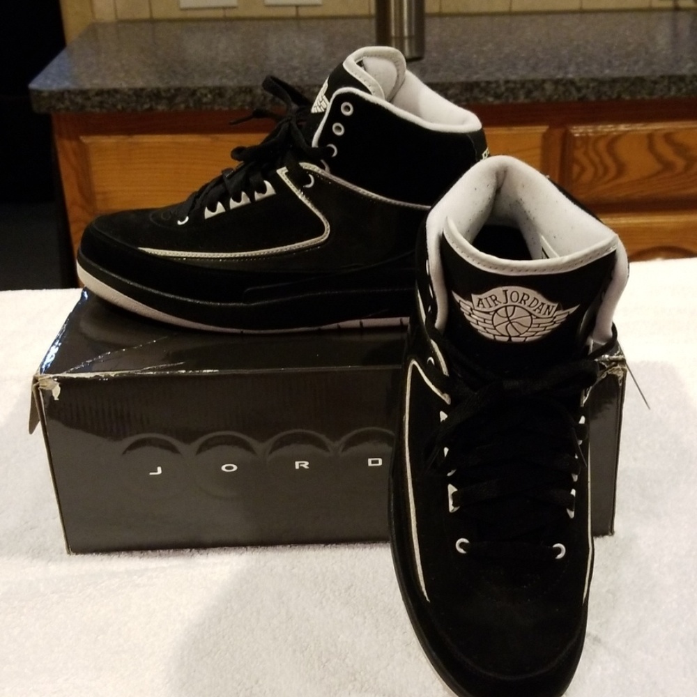 Jordan's 2 Retro